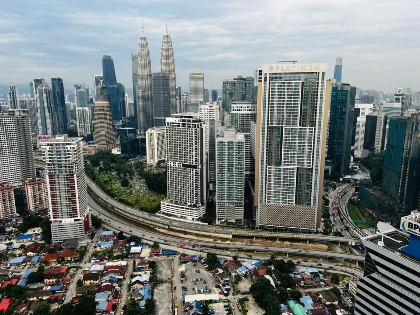 The Luxe Suites Klcc By Cozy Stay Kuala Lumpur Kültér fotó