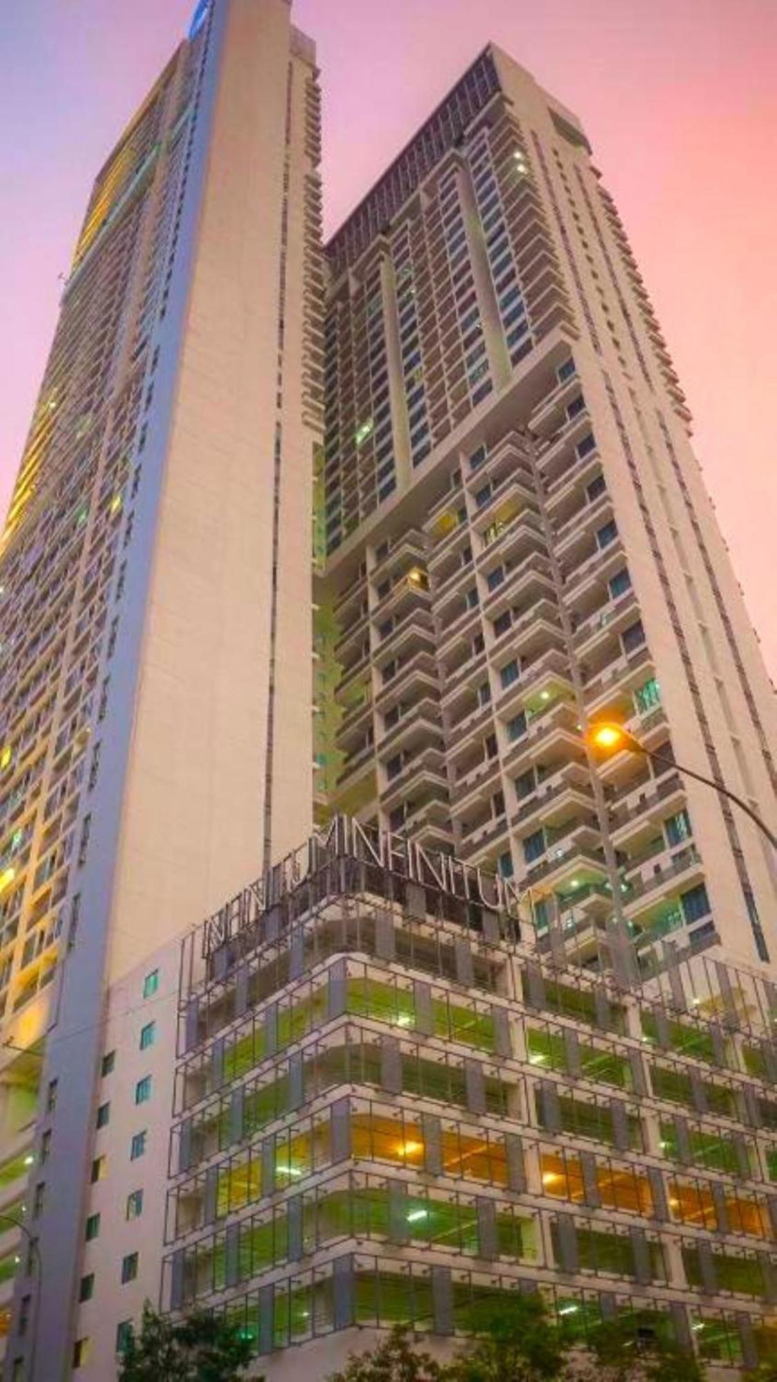 The Luxe Suites Klcc By Cozy Stay Kuala Lumpur Kültér fotó